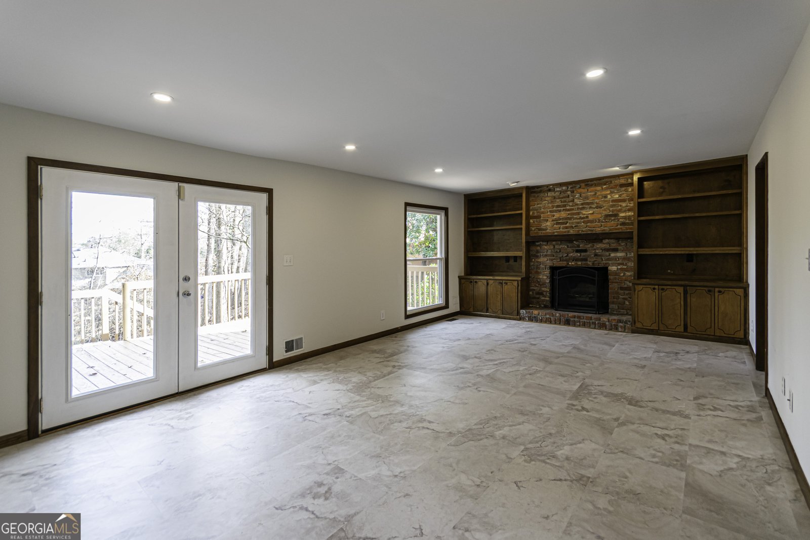 1985 Branch Valley Drive Roswell - 12