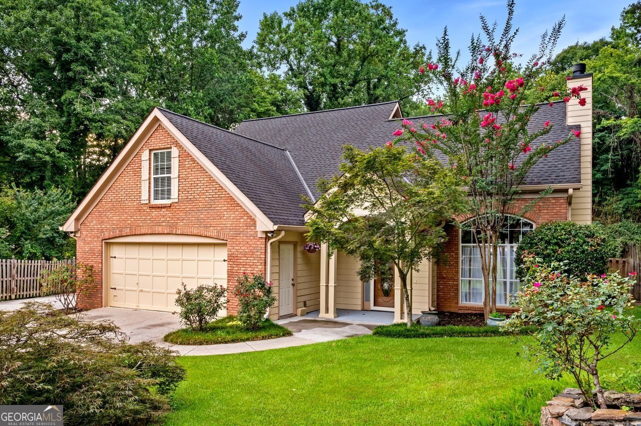 4042 GABLES Buford - main photo