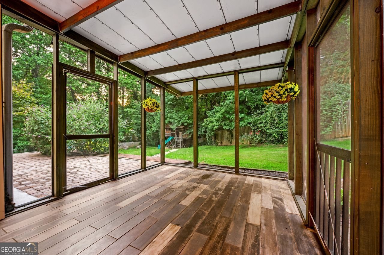 4042 GABLES Buford - 38