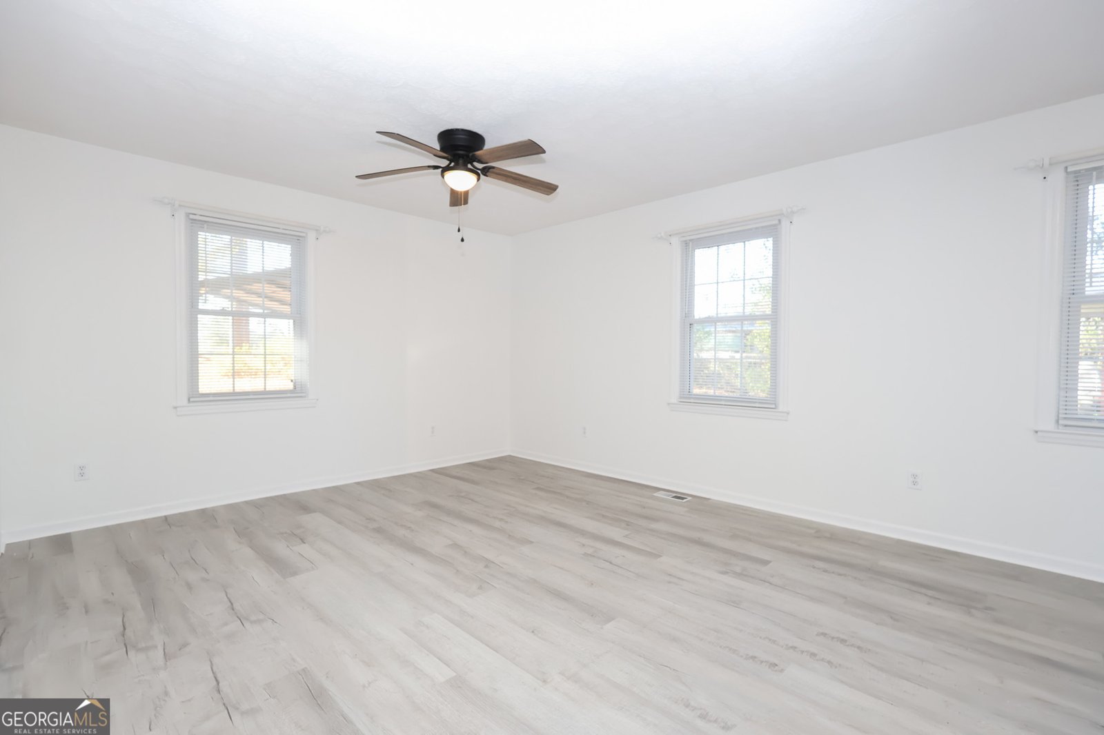 105 Larryton Drive Road Cochran - 15