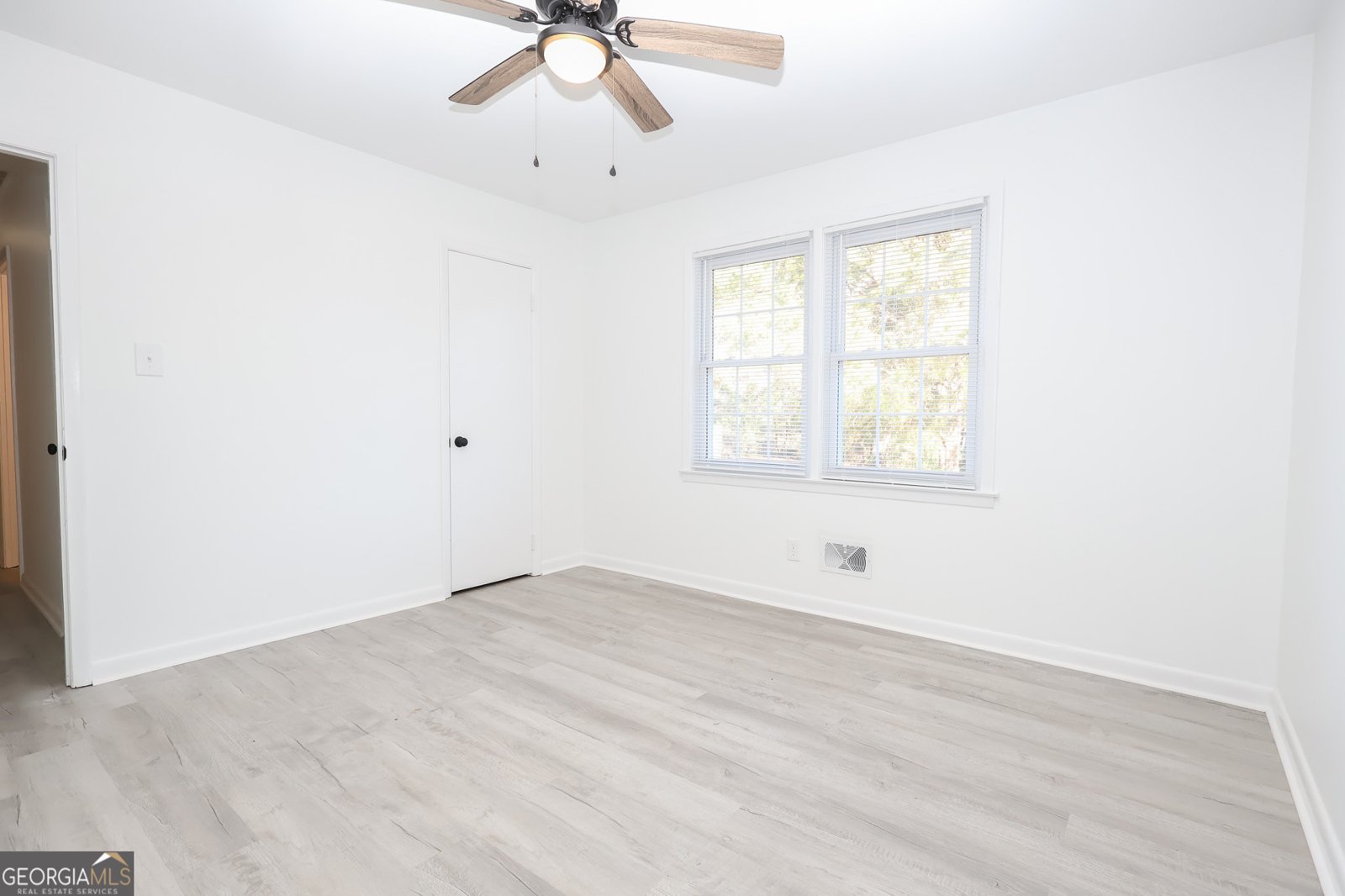 105 Larryton Drive Road Cochran - 24