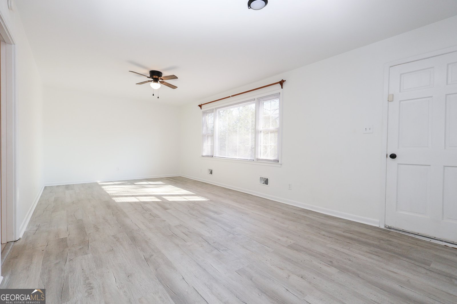 105 Larryton Drive Road Cochran - 6