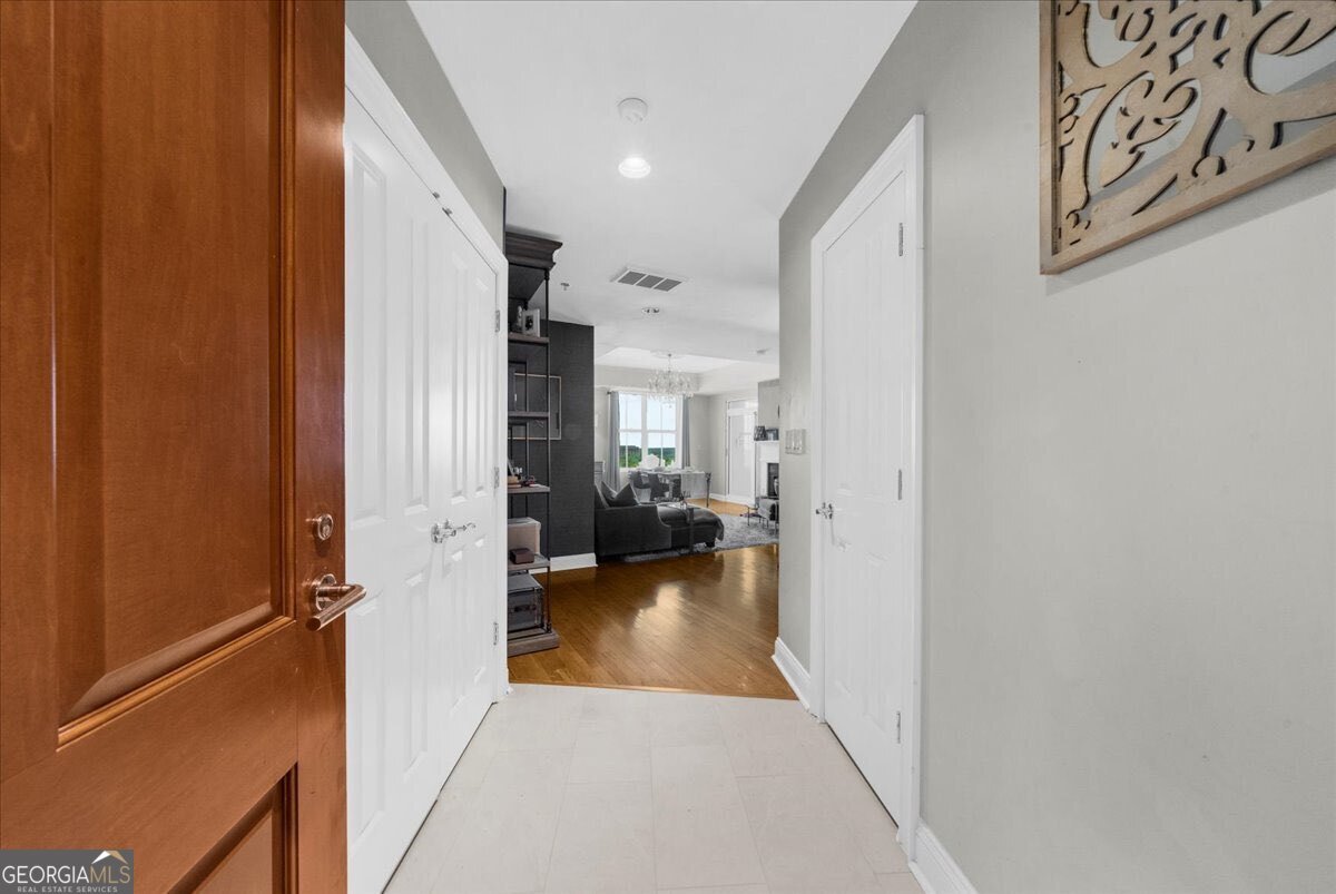 2881 Peachtree Road Atlanta - 7