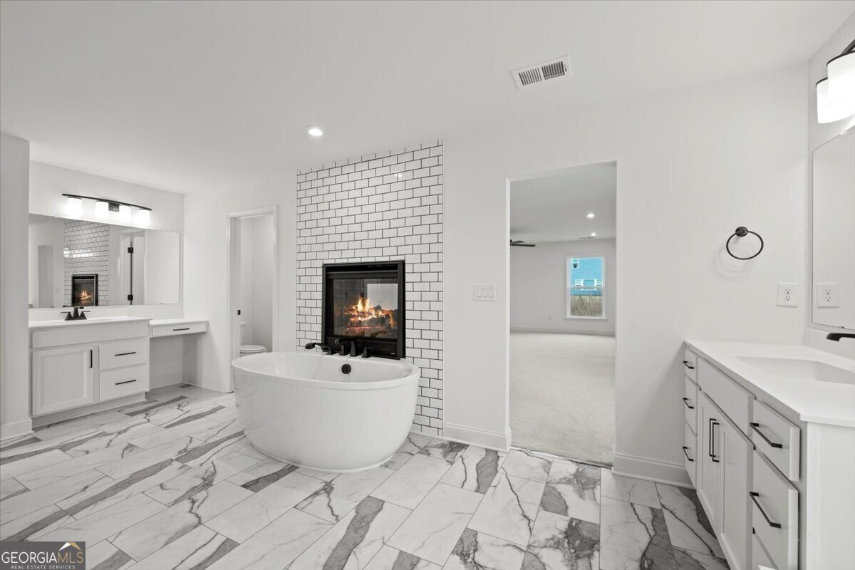 247 Clear Lake Parkway Hoschton - 17