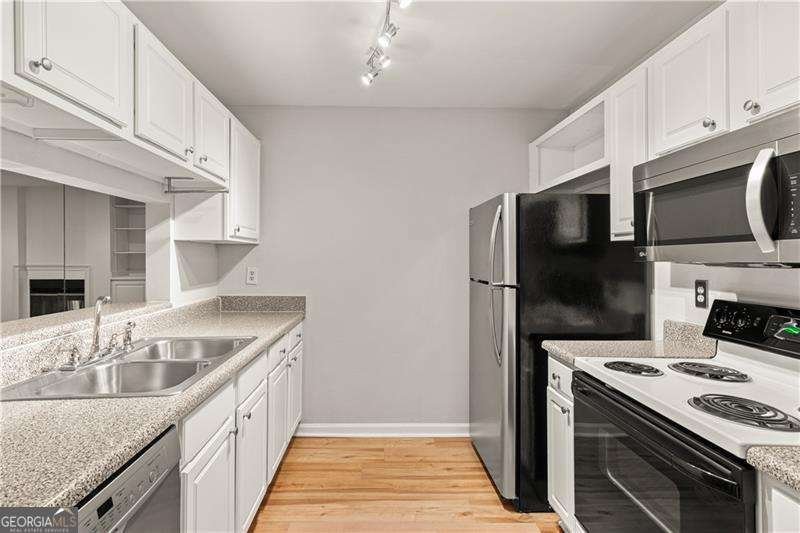 3655 Habersham Road Atlanta - 10