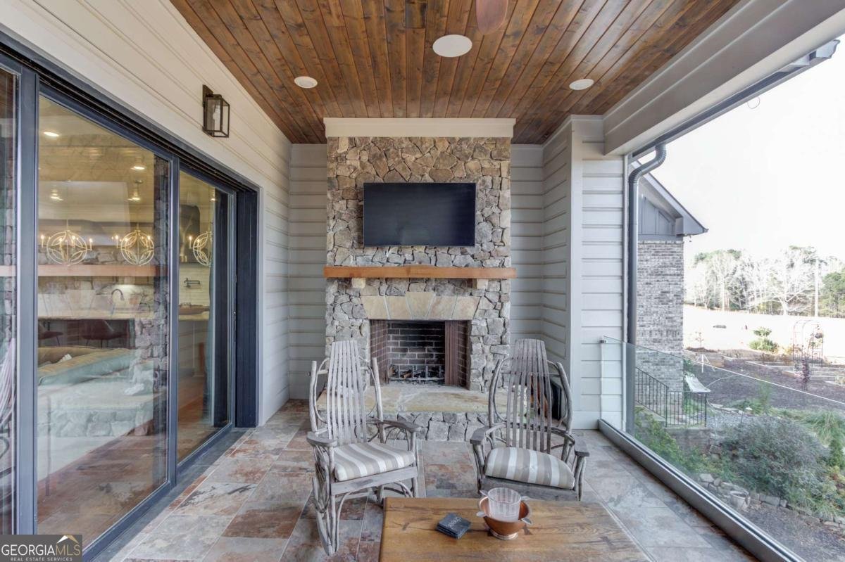 3273 Bailey Road Dacula - 19