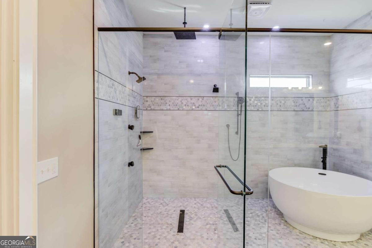 3273 Bailey Road Dacula - 32