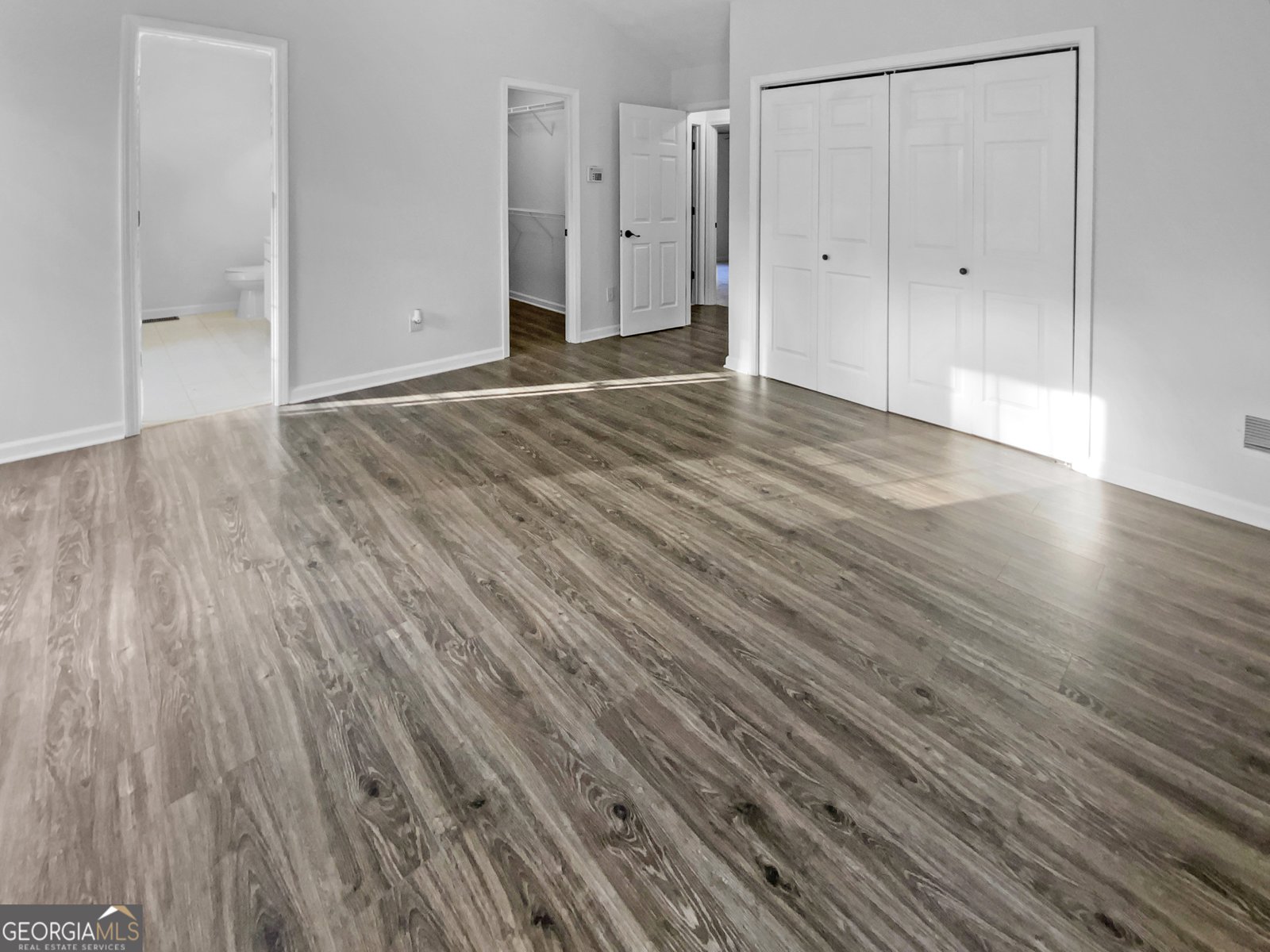 5910 Shadewater Drive Cumming - 4