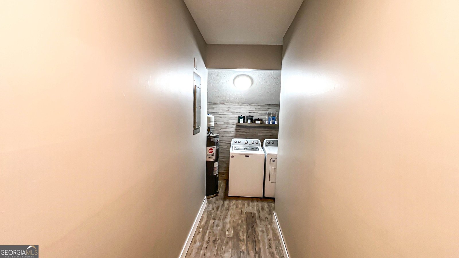 587 Highway 41 N Milner - 71