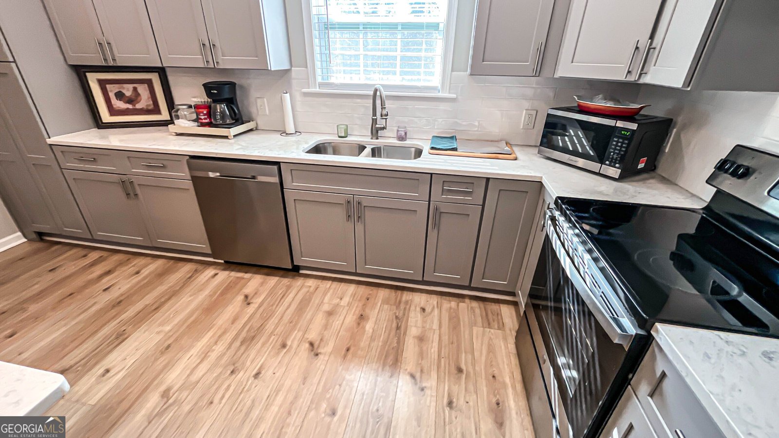 587 Highway 41 N Milner - 84