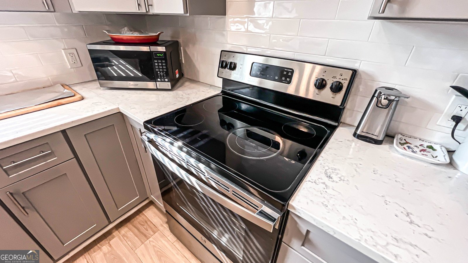 587 Highway 41 N Milner - 85