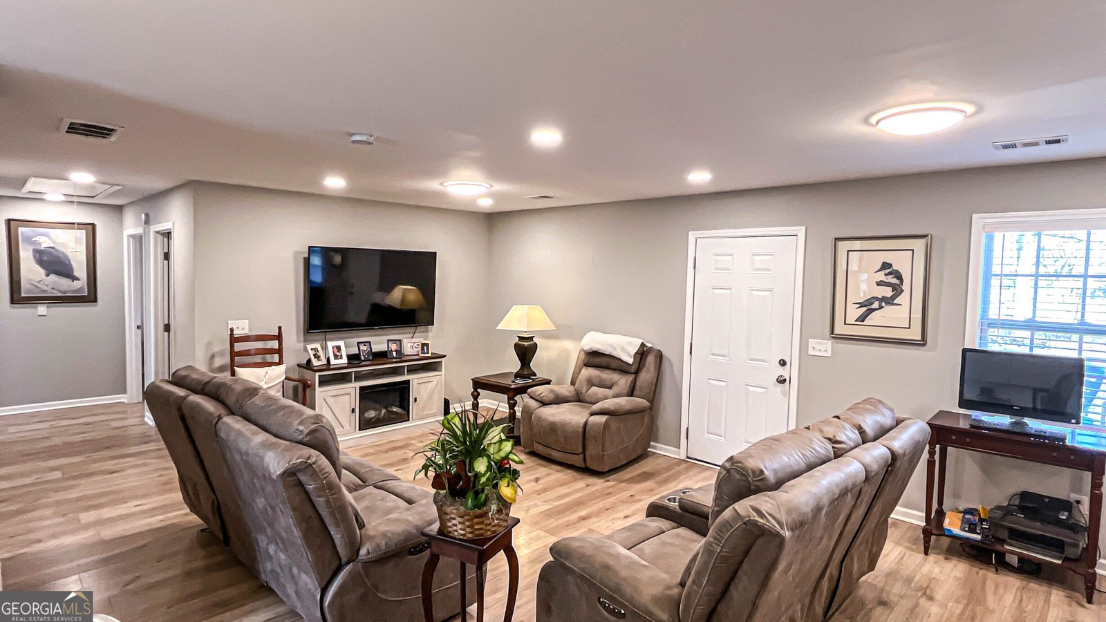 587 Highway 41 N Milner - 99