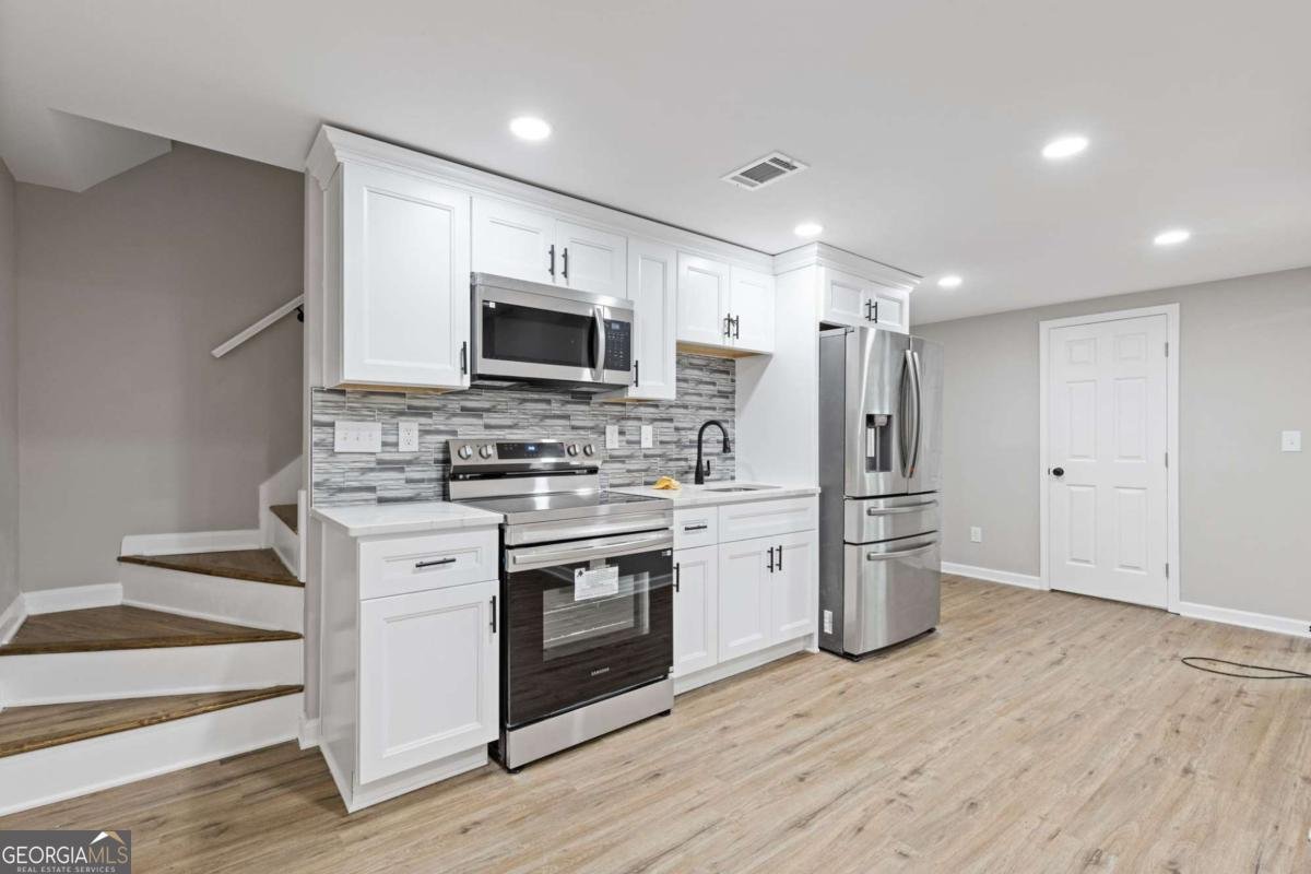 120 Kings Court Lawrenceville - 17