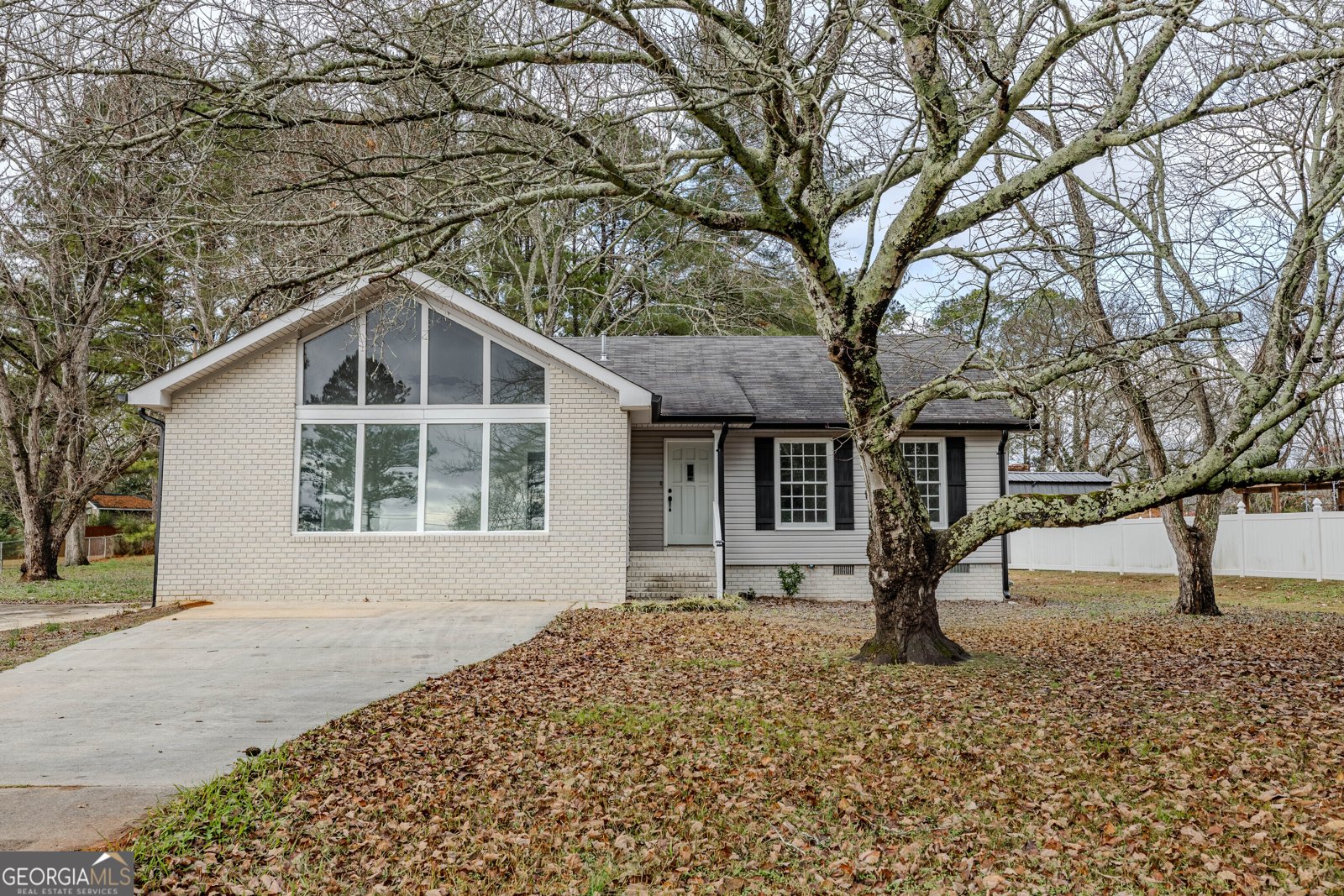 4 Coach Trail Rome - main photo