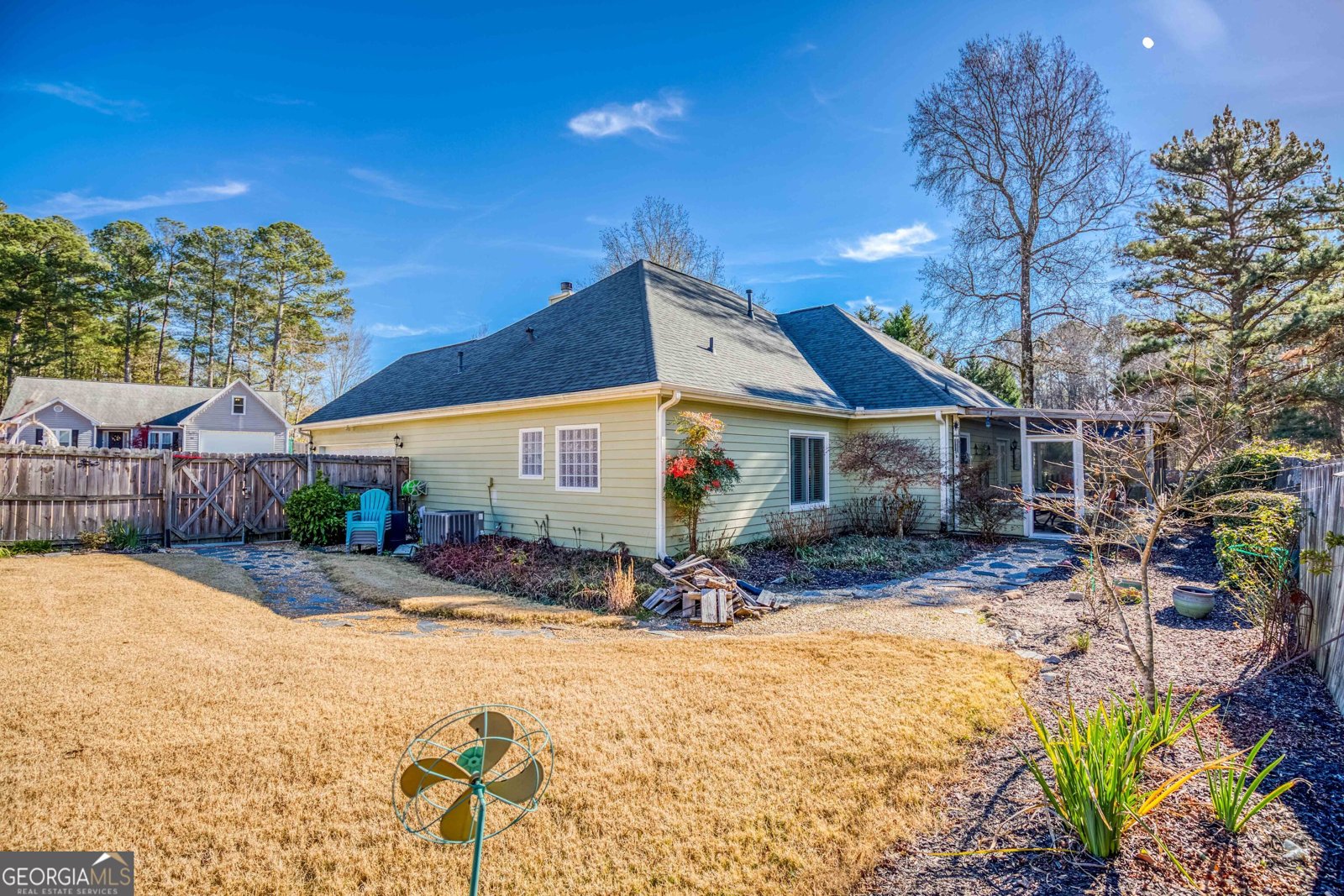 770 Hunters Lane Loganville - 45