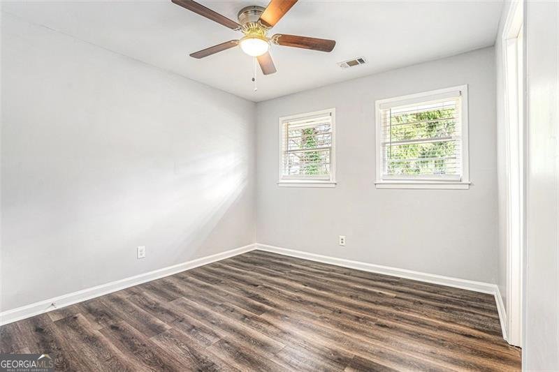 4229 ROCKBRIDGE HEIGHTS Drive Stone Mountain - 17