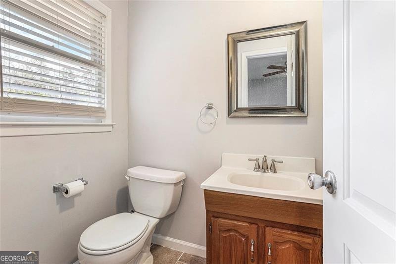 4229 ROCKBRIDGE HEIGHTS Drive Stone Mountain - 21