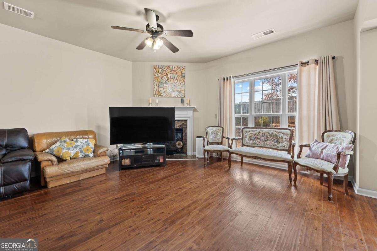 2635 Gateview Court Cumming - 10