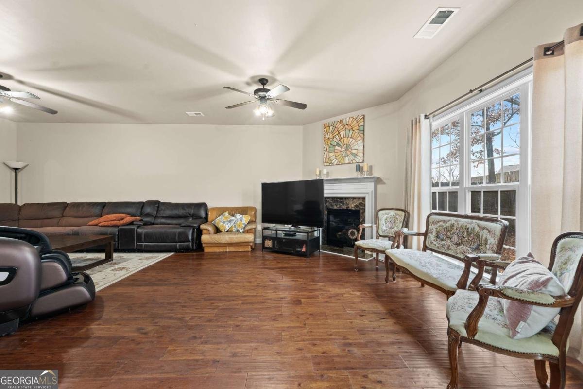 2635 Gateview Court Cumming - 12