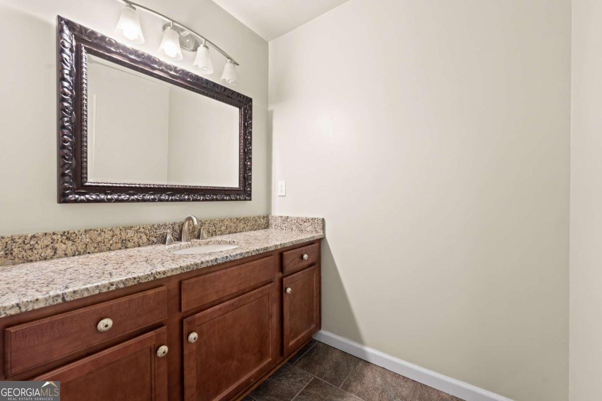 2635 Gateview Court Cumming - 35