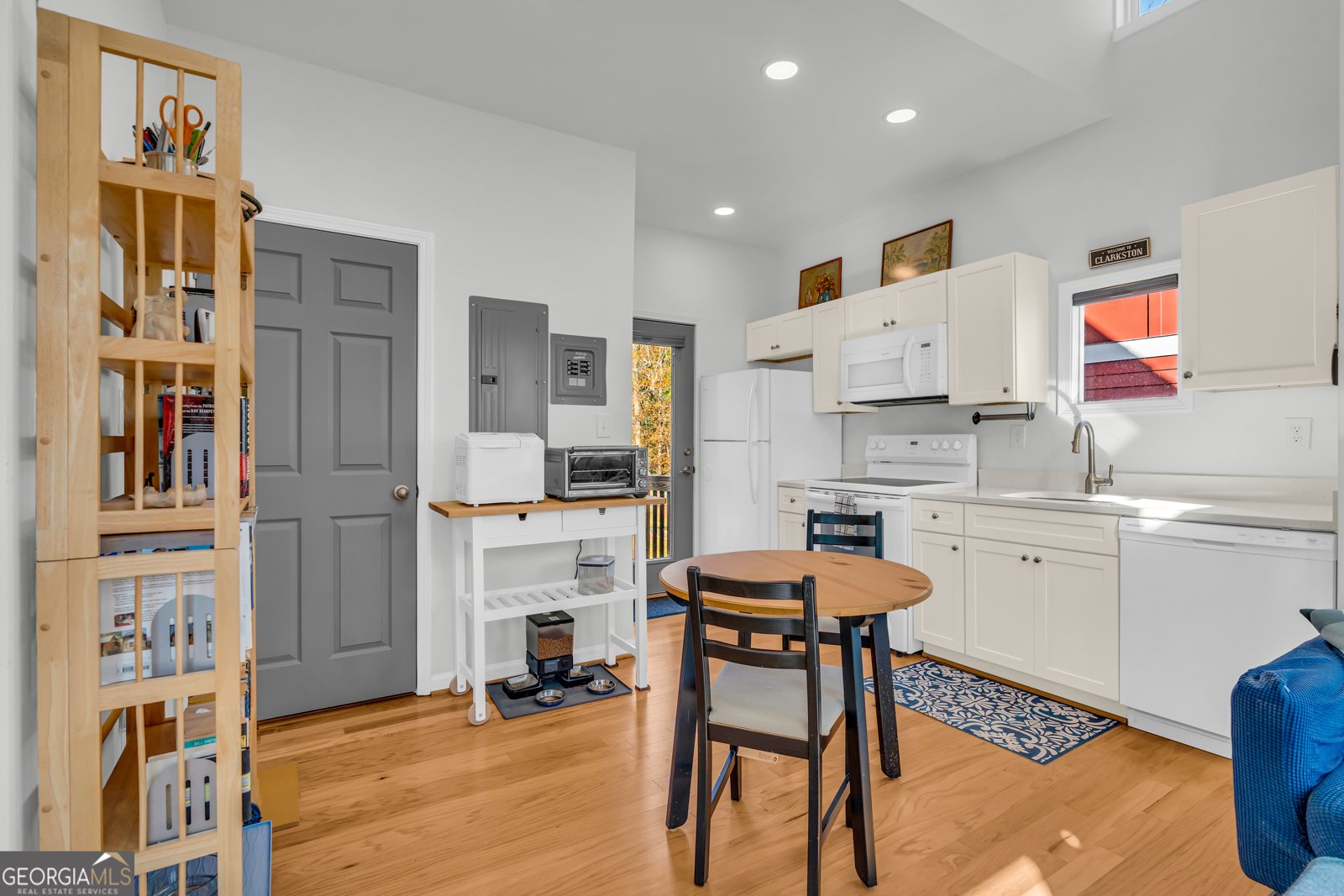 1186 Vaughan Street Clarkston - 15