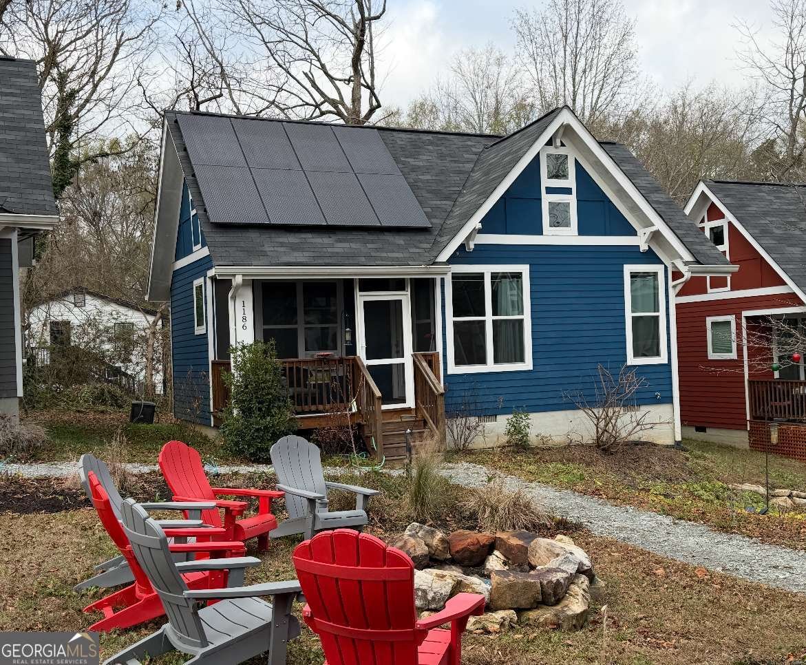 1186 Vaughan Street Clarkston - 3