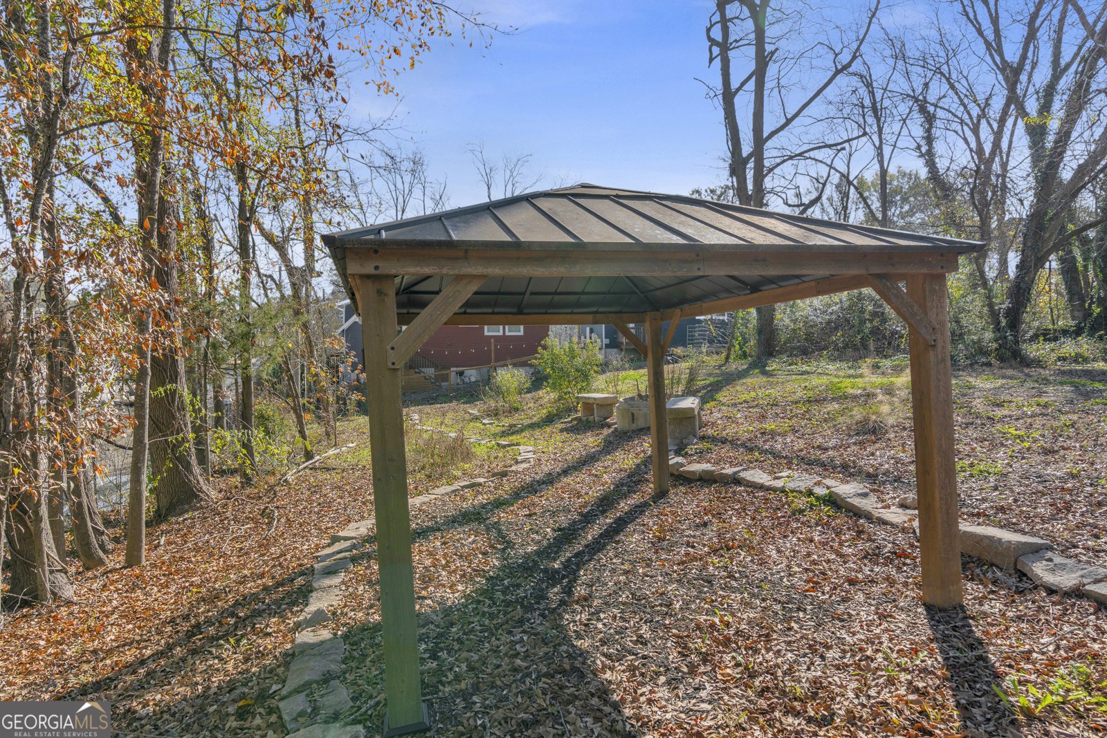 1186 Vaughan Street Clarkston - 38