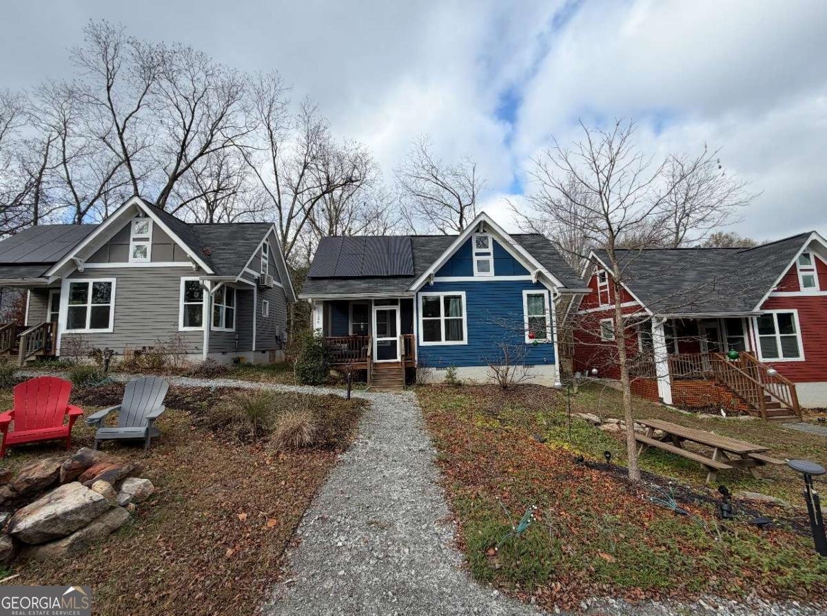 1186 Vaughan Street Clarkston - 4