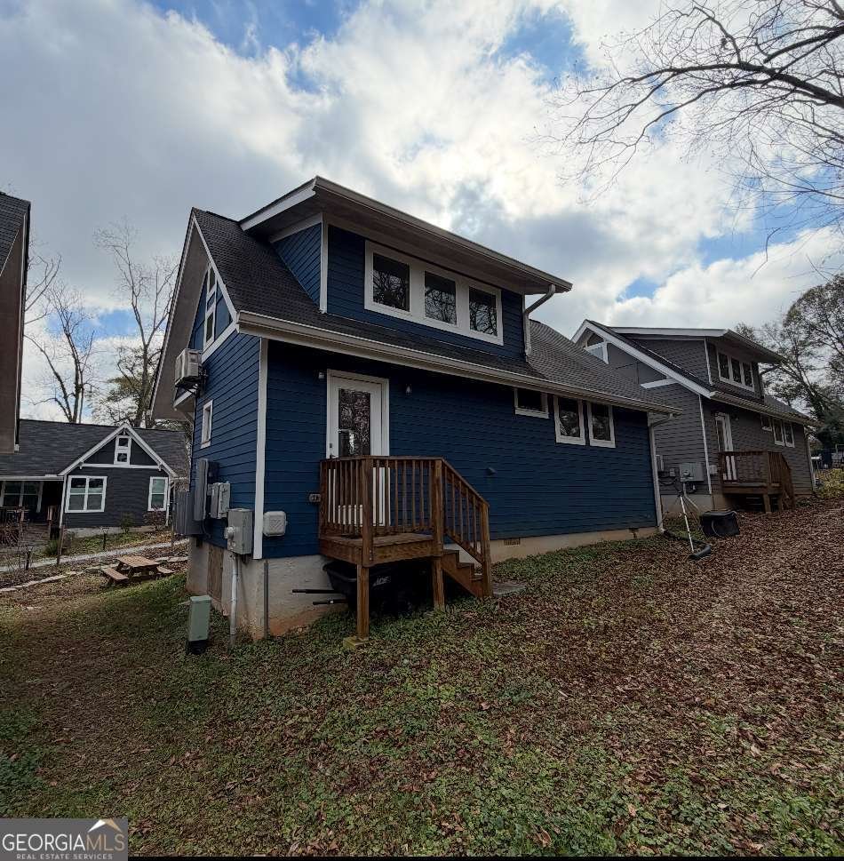 1186 Vaughan Street Clarkston - 5