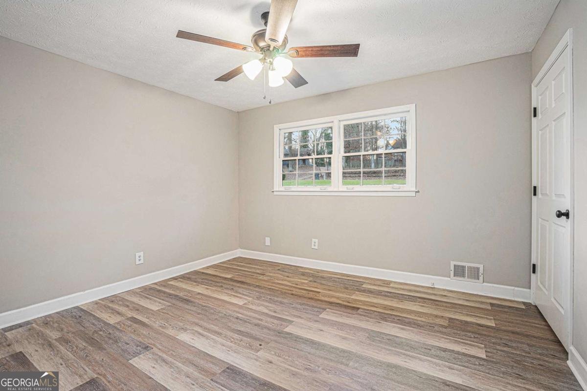 2912 Hickory Trail Snellville - 13