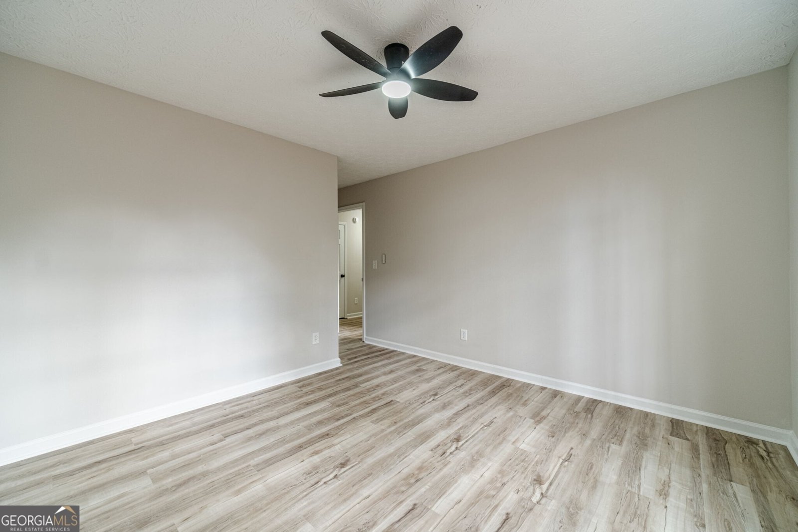 80 Hunters Trace Covington - 28