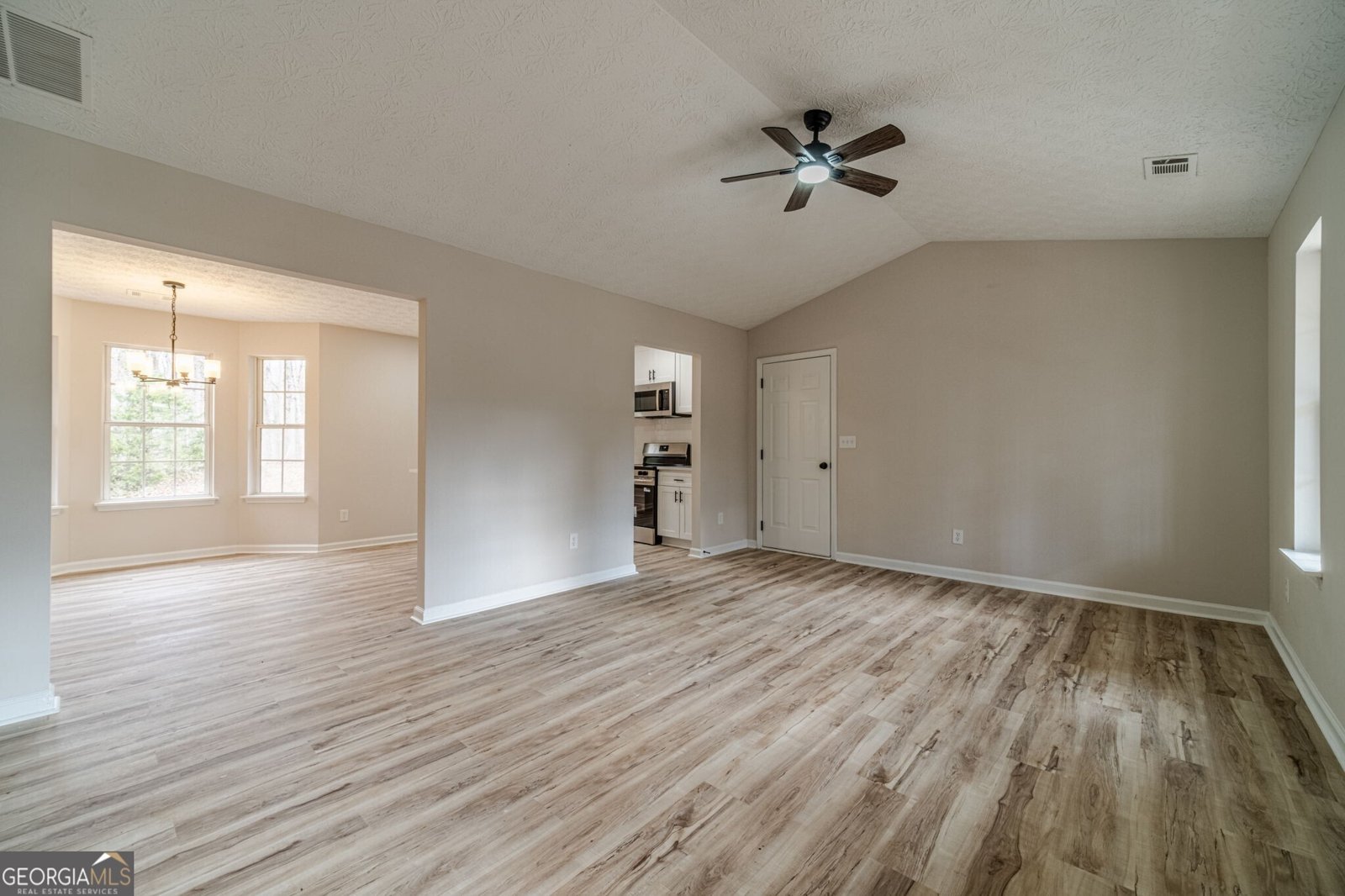 80 Hunters Trace Covington - 6