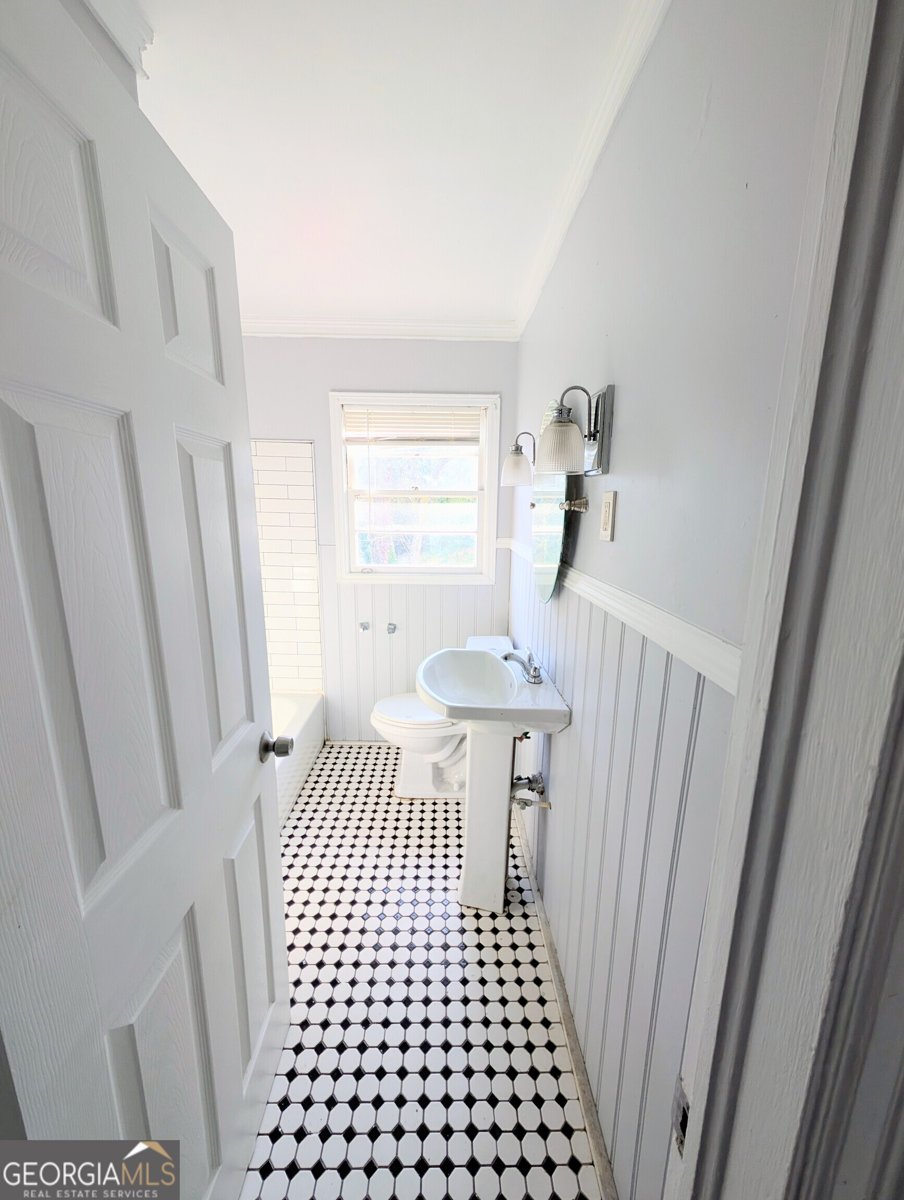 1960 Taylor Avenue East Point - 8