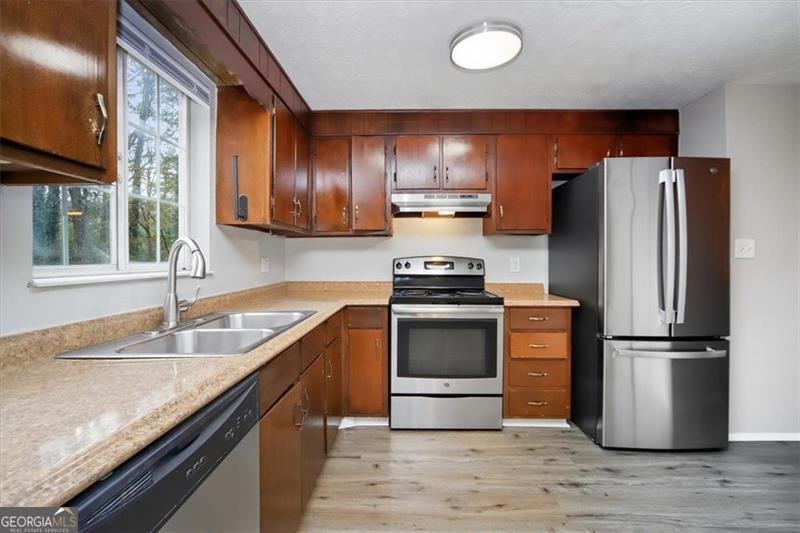 3394 DEARWOOD Lilburn - 23