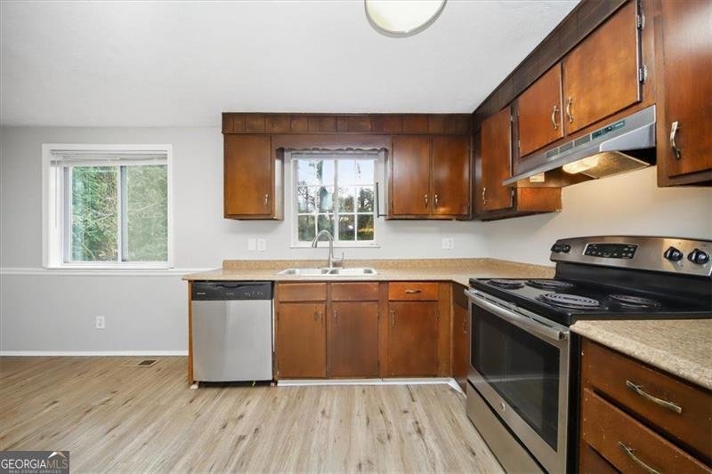 3394 DEARWOOD Lilburn - 24