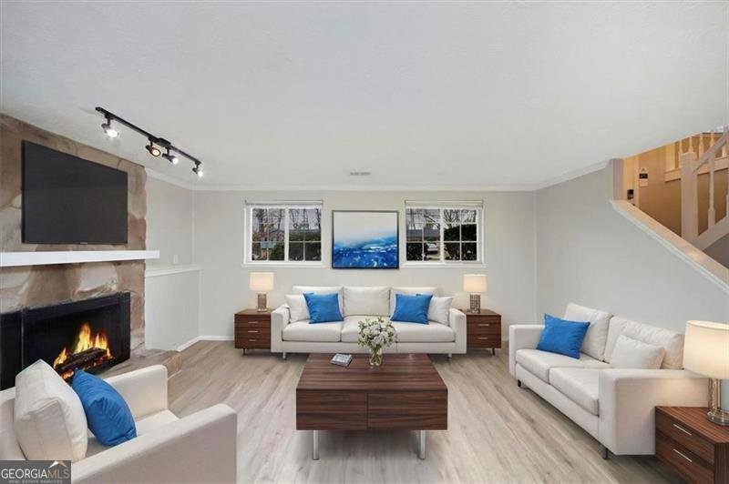 3394 DEARWOOD Lilburn - 8