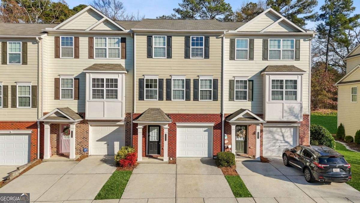 6895 Slate Stone Way Mableton - main photo