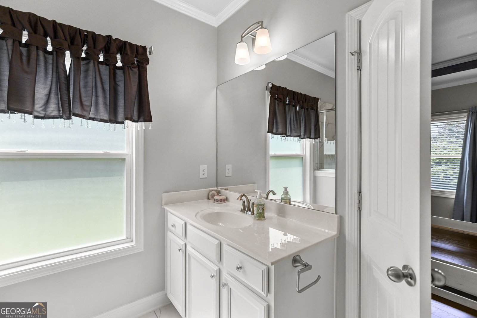 160 Maple Leaf Road Sharpsburg - 33