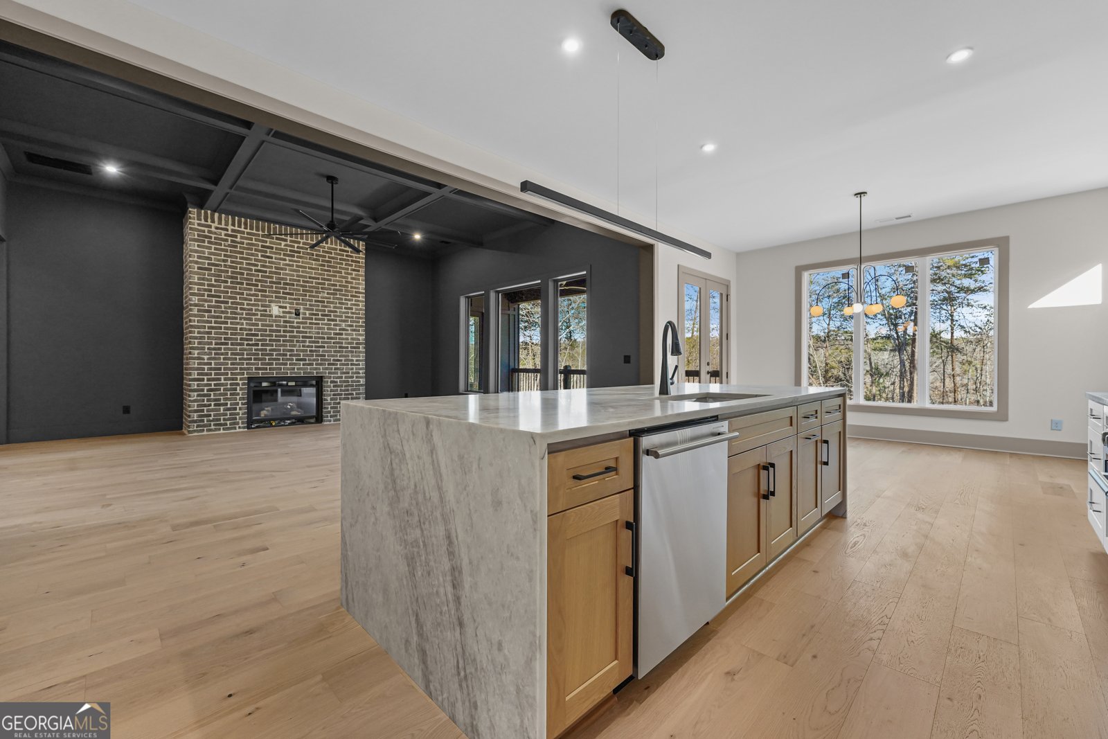 6084 BLUEWATER Boulevard Gainesville - 27