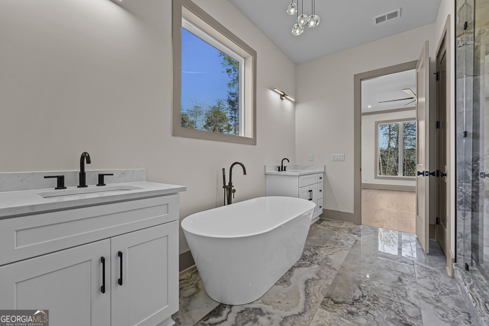 6084 BLUEWATER Boulevard Gainesville - 40