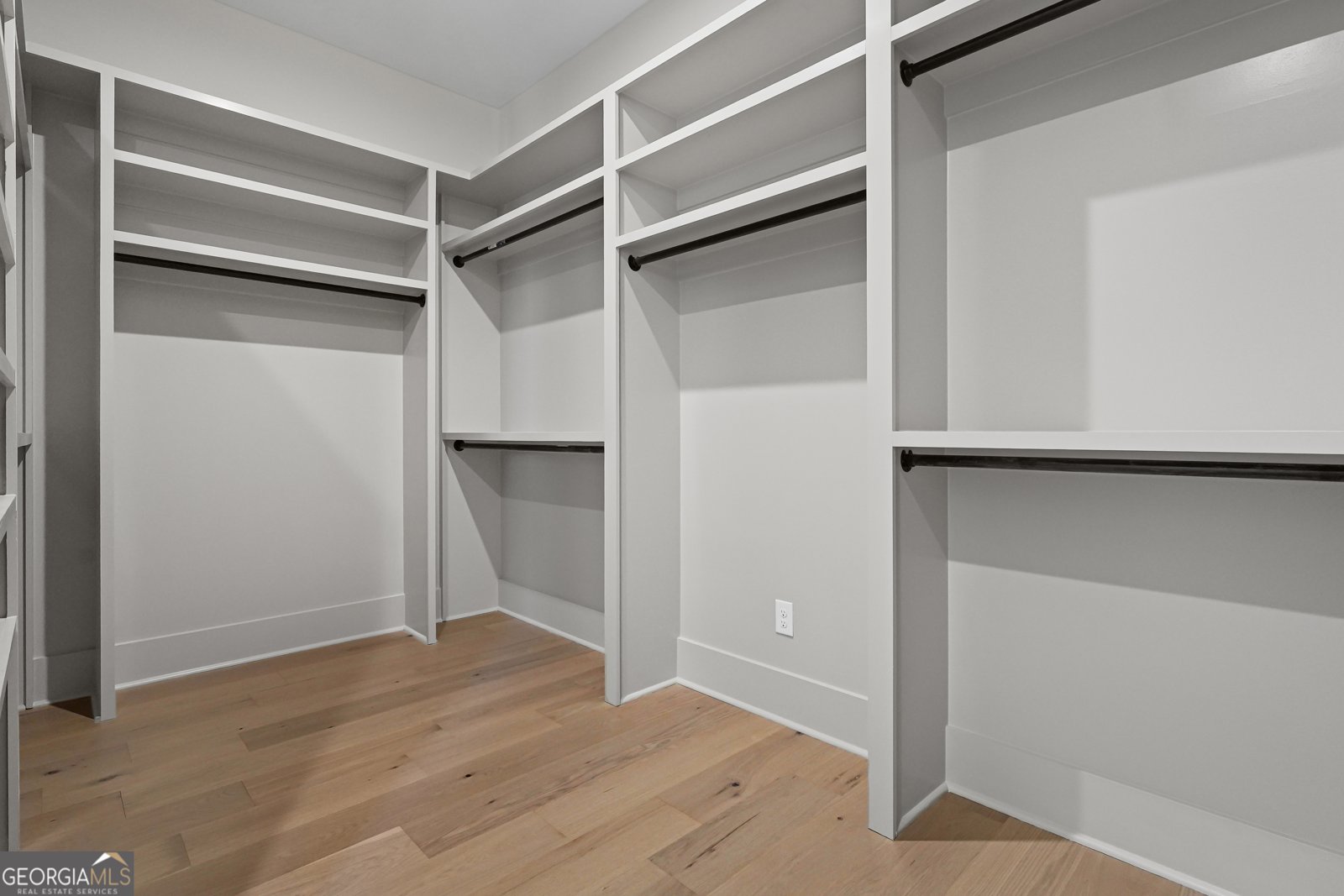 6084 BLUEWATER Boulevard Gainesville - 42