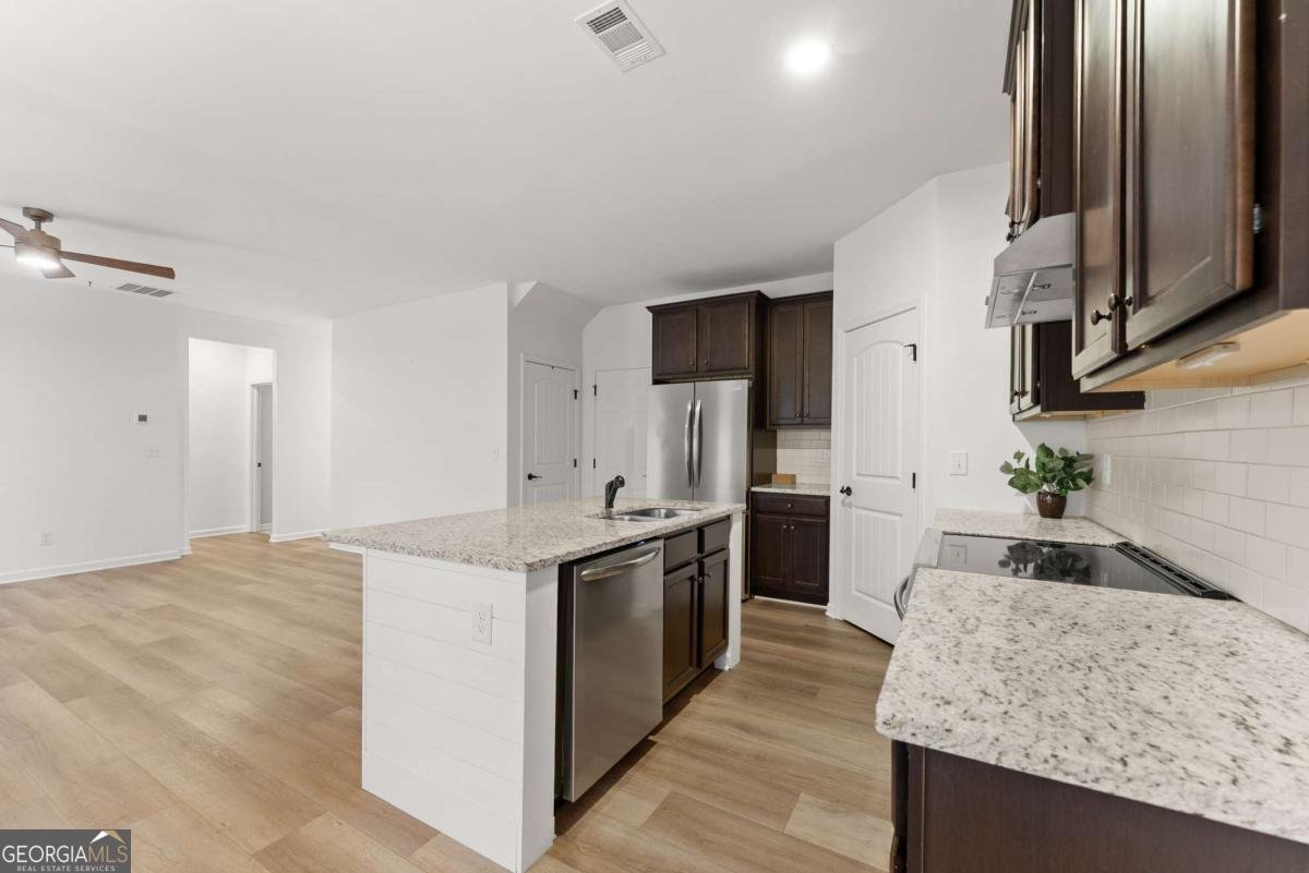 137 Bryn Drive Dawsonville - 17