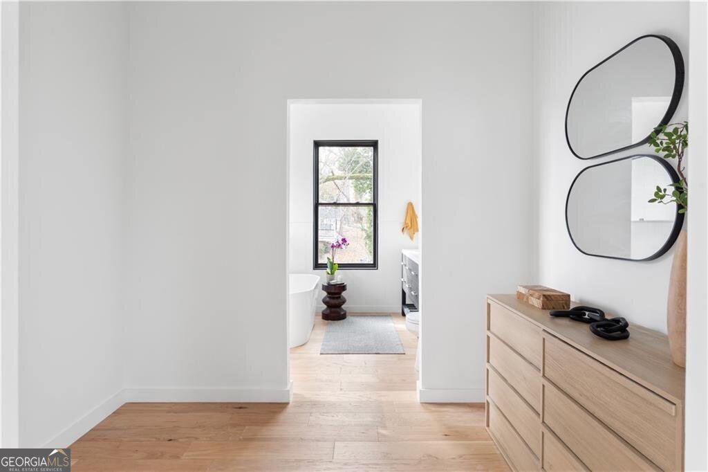 1062 Peeples Street Atlanta - 24