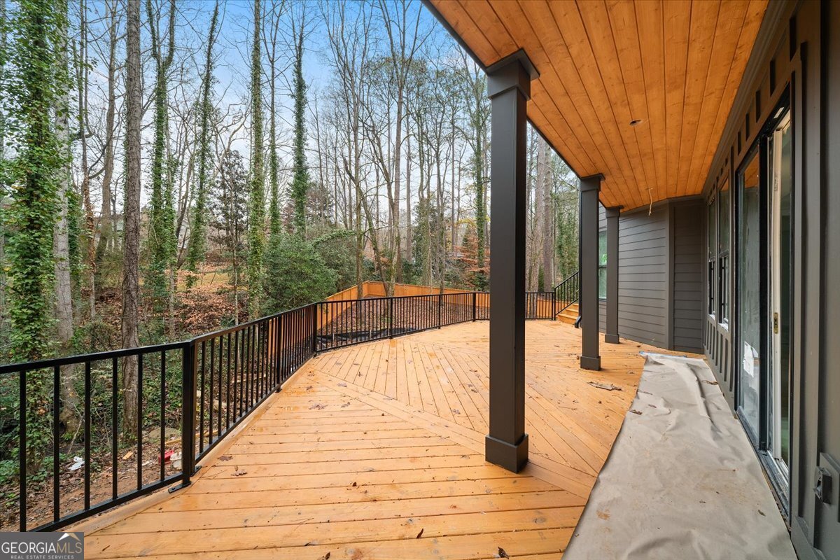 132 Lakeshore Drive Marietta - 25