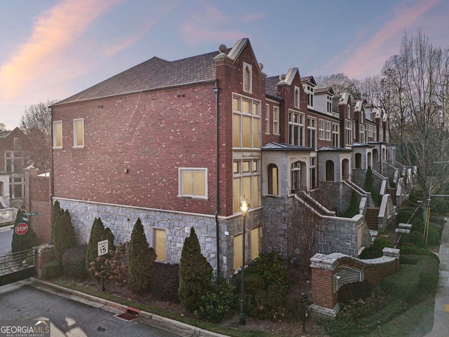 2926 Hermance Drive Brookhaven - 34