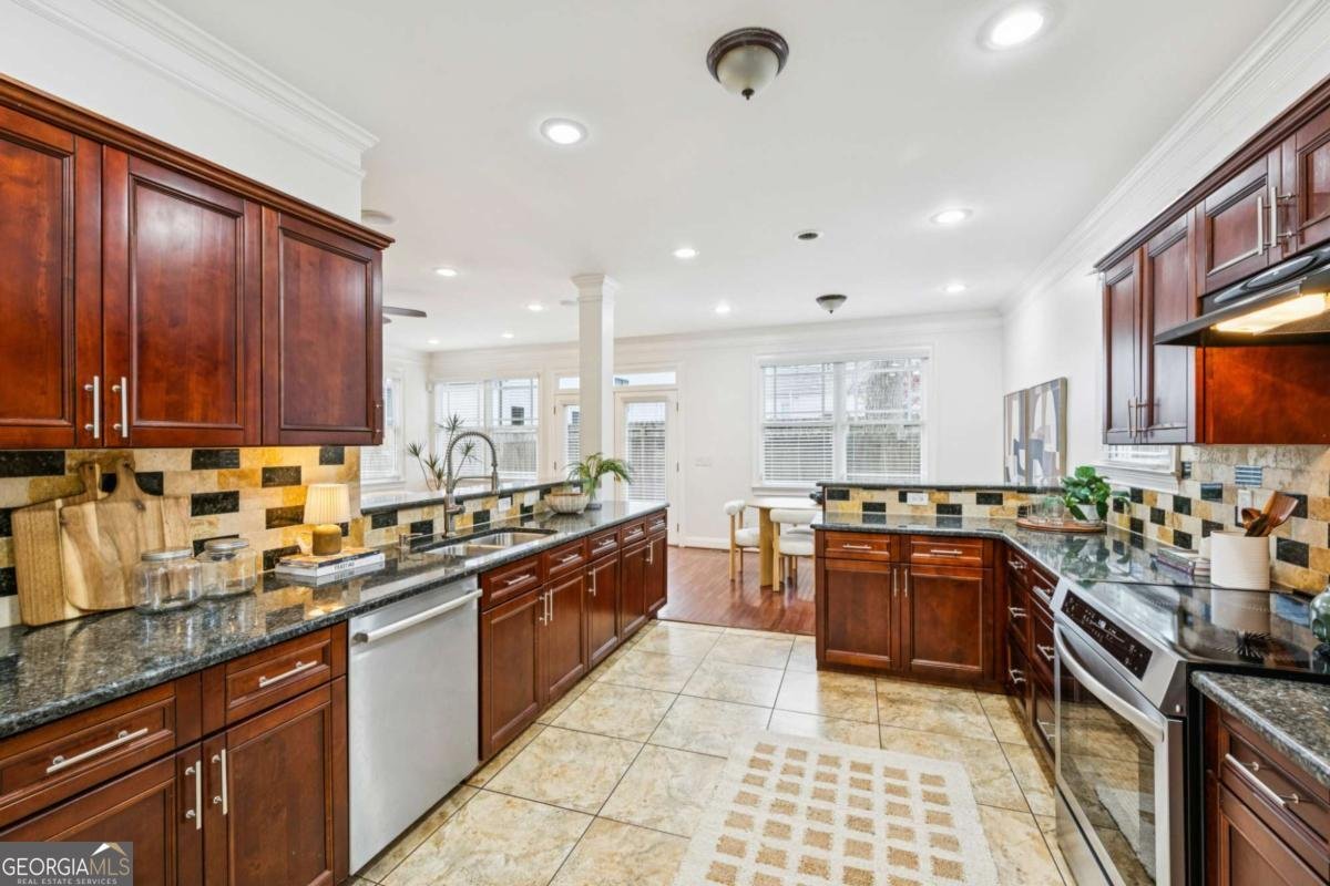 365 Clifford Avenue Atlanta - 13