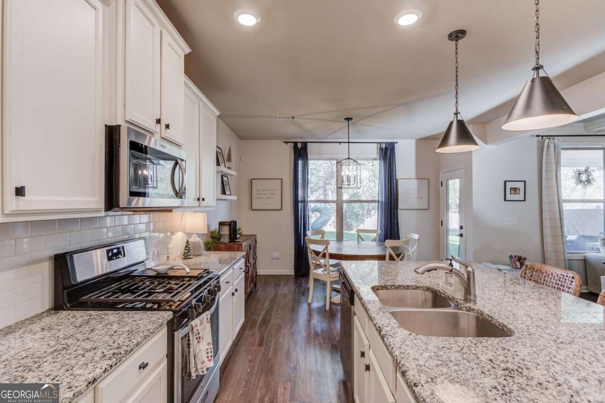 956 Brighton Park Circle Hoschton - 18