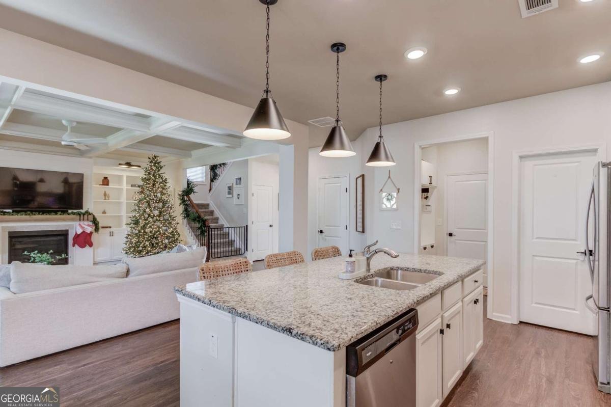 956 Brighton Park Circle Hoschton - 19