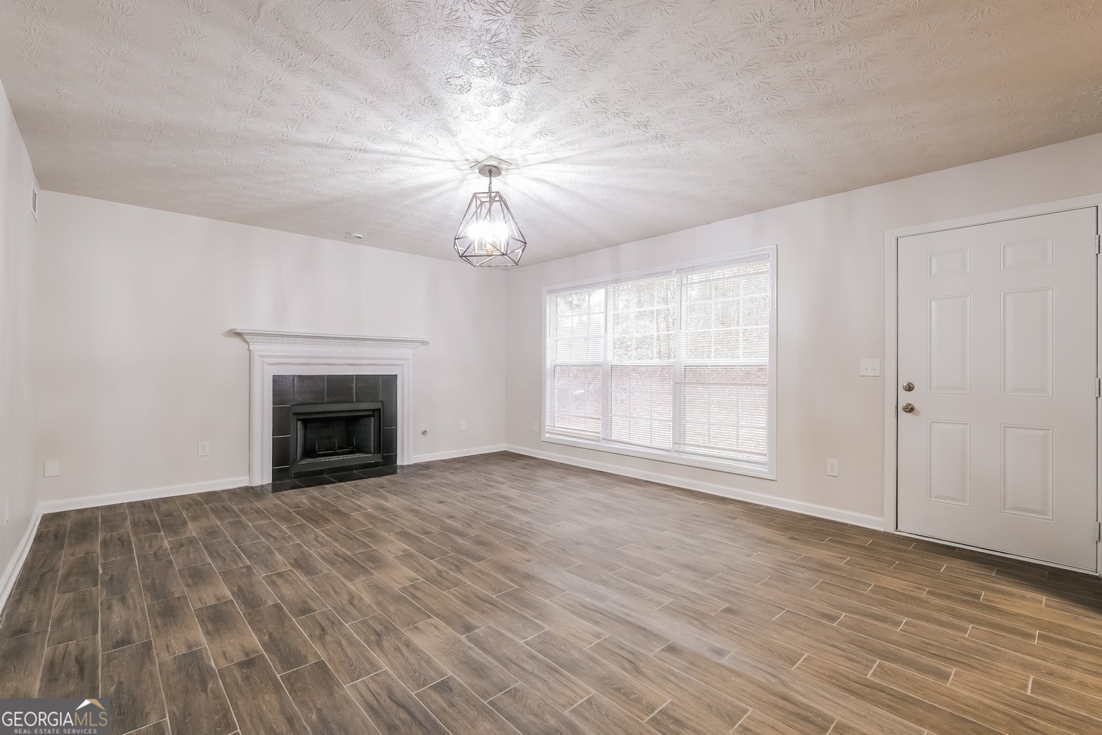 7078 Reserve Court Flowery Branch - 4