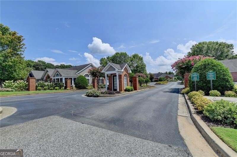 4520 Orchard Trace Roswell - 3